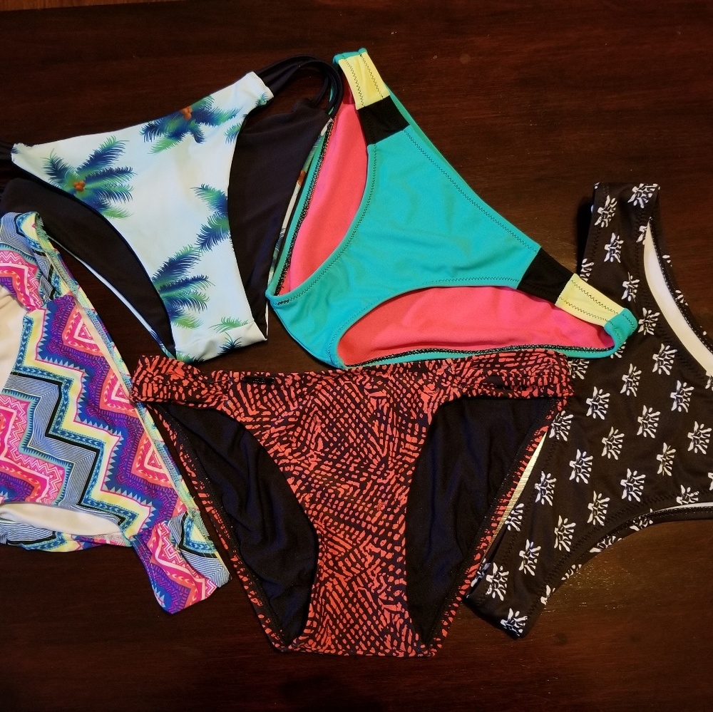 (Lot of 5)  Biking Bottoms